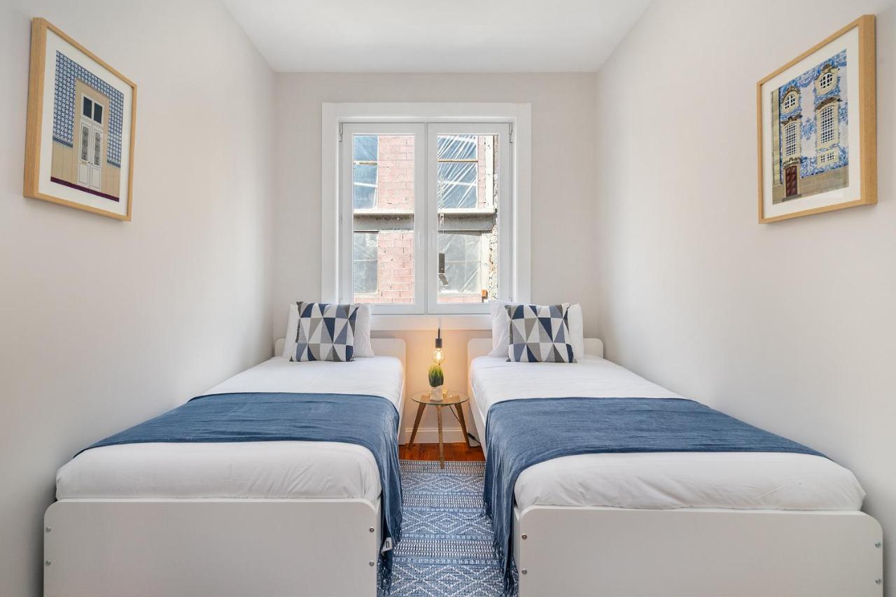 Whome Formosa #2 - Central 2-Bed In Prime Location Perfect To Explore Porto Luaran gambar