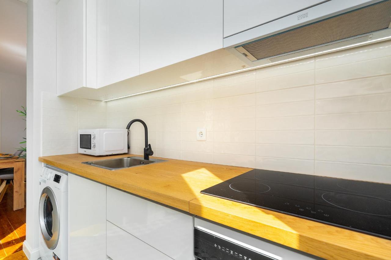 Whome Formosa #2 - Central 2-Bed In Prime Location Perfect To Explore Porto Luaran gambar
